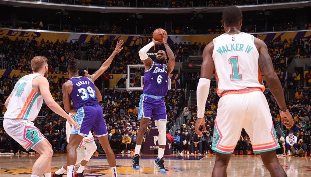 开云网页版-关于布莱顿迎意大利杯关键赛；冲刺阶段手感冰凉；话题不断；身体对抗强度拉满的信息